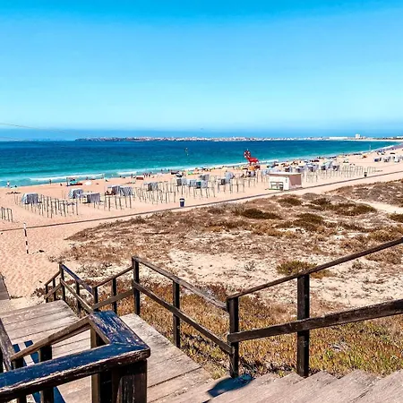 Апартаменты T2 Da Consolacao Refugio Com Vista O Mar