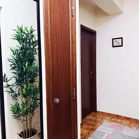 T2 Da Consolacao Refugio Com Vista O Mar Апартаменты *